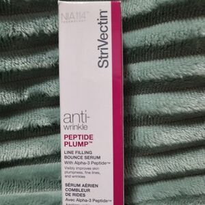 StriVectin Peptide Plump serum